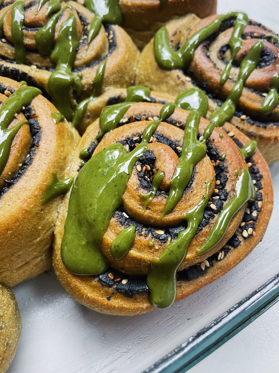Brioches au matcha & Sésame Noir